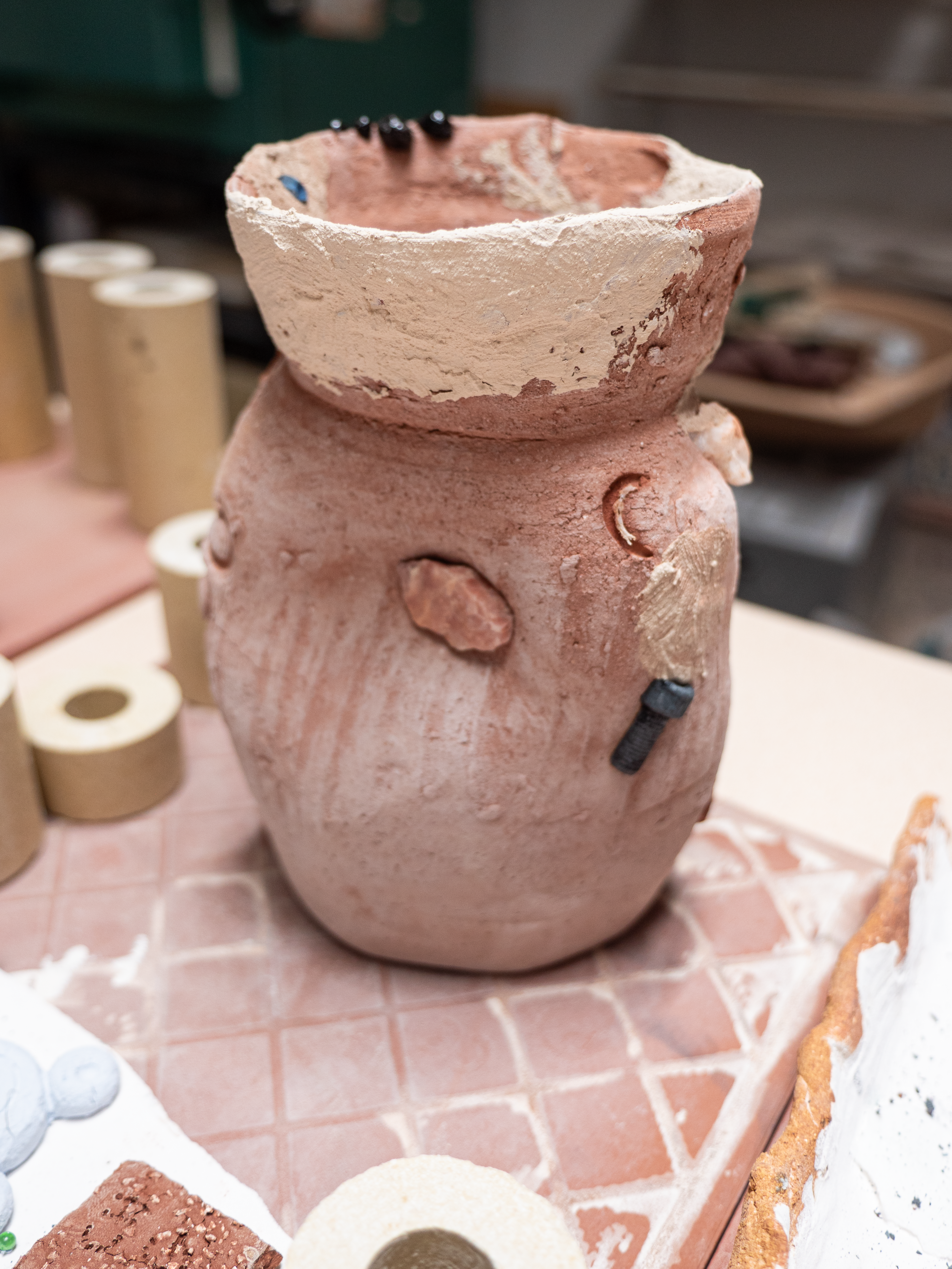 Proceso de Arcillas silvestres y paisaje urbano